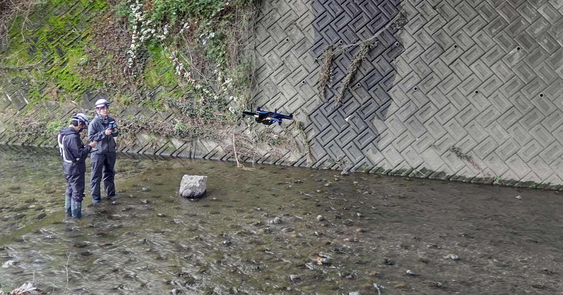 橋梁点検現場の全景